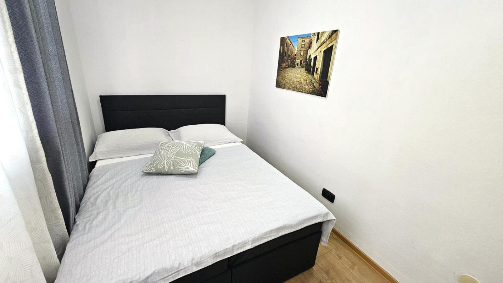 Apartment With Garden In ברבריגה מראה חיצוני תמונה